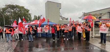Kein Durchkommen: Asphalt- und Betonmischer streiken am Dienstag...