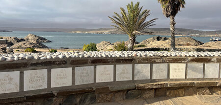 Nein, das sind nicht die Namen getöteter Nama- oder Ovaherero-An...