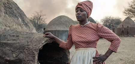 Kezia Kunouje Kambazembi (Girley Charlene Jazama) in »Der vermes...