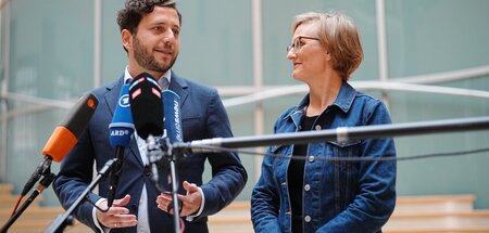 Wirtschaftsnah und wirtschaftsnäher: Felix Banaszak und Franzisk...