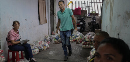 Mit dem Programm CLAP subventioniert Venezuelas Regierung Lebens...