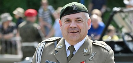 Um martialische Worte nicht verlegen: Der polnische General Wies...