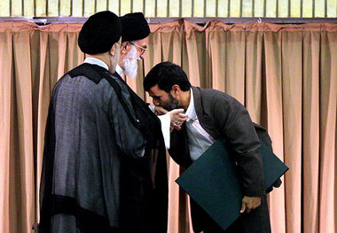 Amtseinführung vor vier Jahren in Teheran: Expräsident Khatami, ... Amtseinführung vor vier Jahren in Teheran: Expräsident Khatami, ...