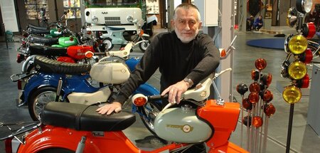 Der Künstler und sein Werk: Mokick Simson »Star« (12.11.2004)