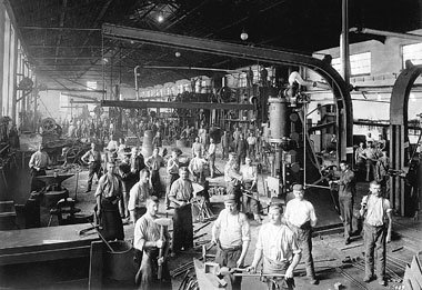 Die Daimler-Schmiede Untertürkheim gilt traditionell als Hochbur... Die Daimler-Schmiede Untertürkheim gilt traditionell als Hochbur...