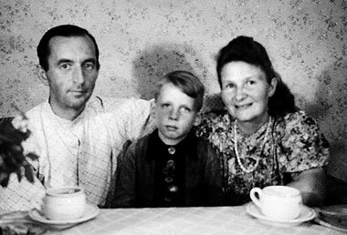 Rosa von Praunheim: »Meine Mütter – Spurensuche in Riga« Rosa von Praunheim: »Meine Mütter – Spurensuche in Riga«