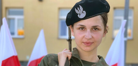 Auch in der polnischen Armee haben Frauen fürderhin das Recht, a...