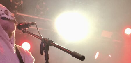 Punkrock mit Comichintergrund: Tre Allegri Ragazzi Morti am Sonn... Punkrock mit Comichintergrund: Tre Allegri Ragazzi Morti am Sonn...