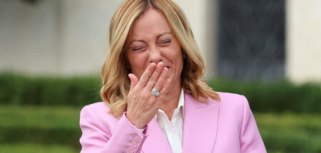 Die italienische Grande Dame des Faschismus hat vorgelegt, ihr D...