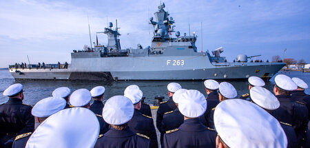 Früher Volkseigener Betrieb, heute Marinearsenal: die Warnowwerf...