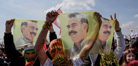 Auch in der Türkei fordern viele Menschen die Freilassung Öcalan...