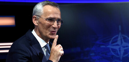 Stoltenberg hebt an zur Erklärung