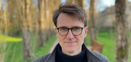 Journalist, Literatur- und Musikkritiker und nun auch Romancier:...