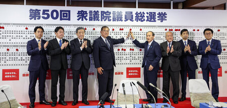 Wahlversprechen brechen lohnt sich nicht: Japans konservativer P...
