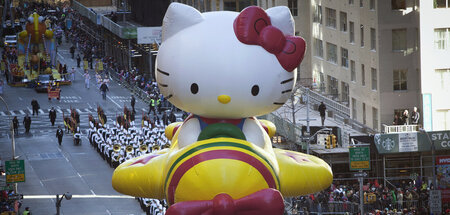 »Hello Kitty«-Ballon auf Macy’s Thanksgiving Day Parade in New Y...