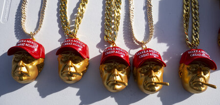 Dresscode für den Technofaschismus: Wie »brat« ist Trump?