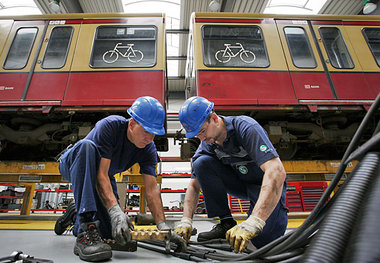 Die Mitarbeiter der Berliner S-Bahn müssen jetzt ausbaden, was i... Die Mitarbeiter der Berliner S-Bahn müssen jetzt ausbaden, was i...