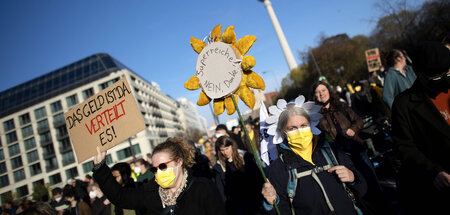 Eine kleine Minderheit von Begüterten riskiert das Überleben der... Eine kleine Minderheit von Begüterten riskiert das Überleben der...