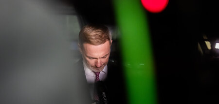 Christian Lindner nach seiner Entlassung am Mittwoch in Berlin Christian Lindner nach seiner Entlassung am Mittwoch in Berlin
