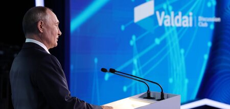 Ist langen Reden nicht abgeneigt: Der russische Präsident Putin ... Ist langen Reden nicht abgeneigt: Der russische Präsident Putin ...
