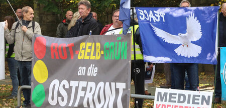 Protest der Friedensbewegung gegen das neue maritime taktische N...