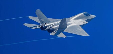Premiere bei der Airshow China 2024 in Zhuhai: Der Tarnkappenbom...