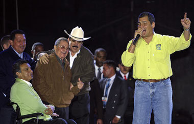 Kundgebung in Quito: Ecuadors frisch vereidigter Präsident Rafae... Kundgebung in Quito: Ecuadors frisch vereidigter Präsident Rafae...