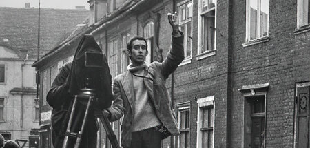 Alfredo Lugo beim Dreh im Holländischen Viertel, Potsdam