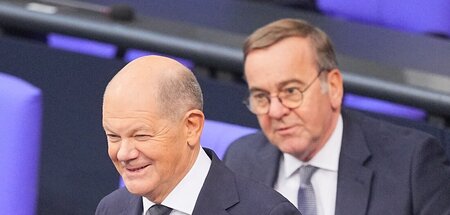 Ab jetzt wieder beste Parteifreunde: Olaf Scholz und Boris Pisto...