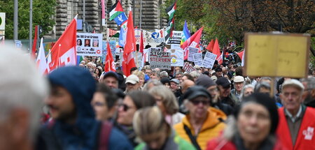 Am 3. Oktober demonstrierten in Berlin Zehntausende unter dem Mo...