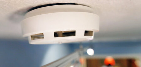 Der Spion an der Decke: Neue Rauchmeldermodelle sammeln verschie...