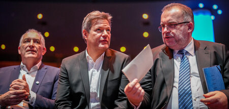 Immer ein offenes Ohr für die Kapitalseite: Wirtschaftsminister ...