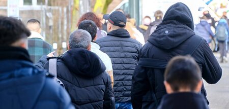Shoppen ist für die meisten nicht mehr drin, außer auf pump (Ein...