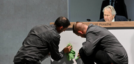 Volkswagen_AG_Hauptv_80225155.jpg