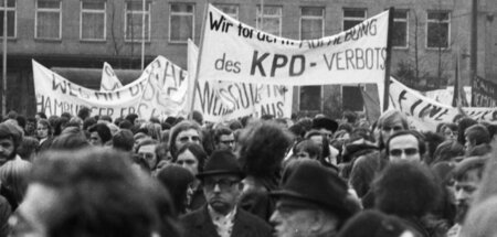 Antikommunismus in der BRD Tradition: Demonstration gegen Radika...