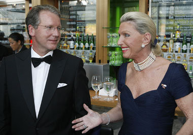 Continental-Angreifer: Firmenlenkerin Maria-Elisabeth Schaeffler... Continental-Angreifer: Firmenlenkerin Maria-Elisabeth Schaeffler...