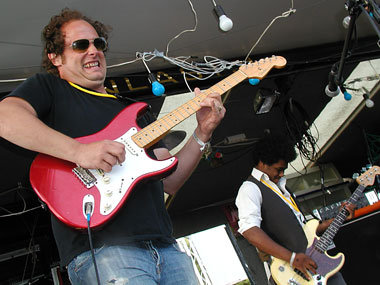 Kräftig abgestaubt: Musikschüler der »School of Rock« (USA) Kräftig abgestaubt: Musikschüler der »School of Rock« (USA)