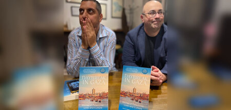 Mahmud Muna (l.) und Matthew Teller gaben jenen eine Stimme, die...