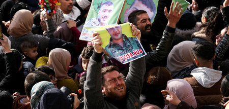 Trauer um gefallene SDK-Kämpfer (Qamischlo, 26.12.2024)