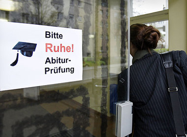 Hauptsache schnell für den Arbeitsmarkt verfügbar lautet das »bi... Hauptsache schnell für den Arbeitsmarkt verfügbar lautet das »bi...