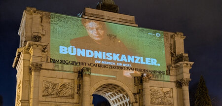 Definiere »Megalomanie«. Am Freitag in München