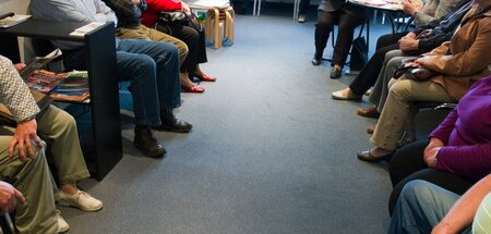 Auch im Wartezimmer sind manche gleicher als andere (Briesen, 5....