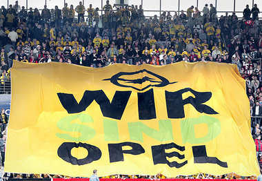 Solidaritätsbekundung im Bochumer Ruhr-Stadion Solidaritätsbekundung im Bochumer Ruhr-Stadion