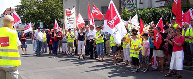 Kundgebung von der Dienstleistungsgewerkschaft ver.di und Klinik... Kundgebung von der Dienstleistungsgewerkschaft ver.di und Klinik...