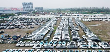 E-Autos auf Lager im chineischen Hangzhou (Oktober 2024)