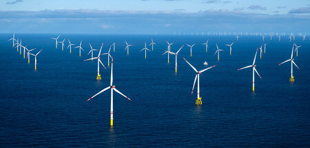 Windkraft_auf_See_84823425.jpg