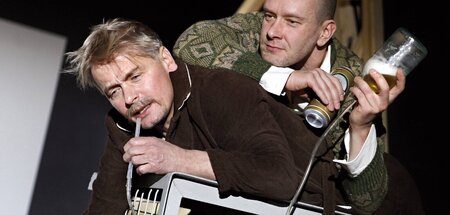 Horst Kotterba (l.) im Dezember 2010 am Maxim-Gorki-Theater Berl...