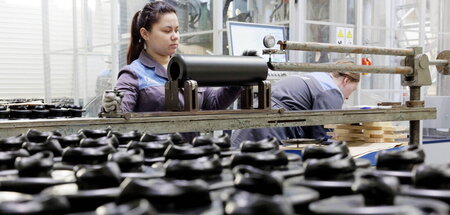 Rüstung beflügelt die Konjunktur: Waffenproduktion bei NPO Splaw...