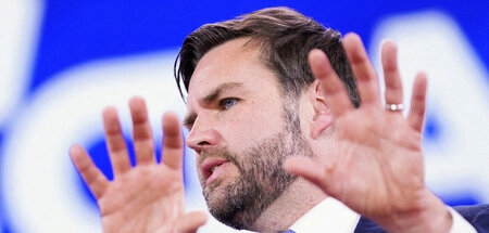Bis zehn zählen kann er auch. Vance auf der CPAC