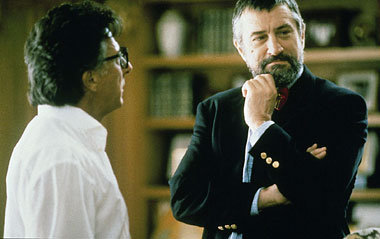 Lustiges Clinton-Bashing in Bestbesetzung: »Wag the Dog« Lustiges Clinton-Bashing in Bestbesetzung: »Wag the Dog«